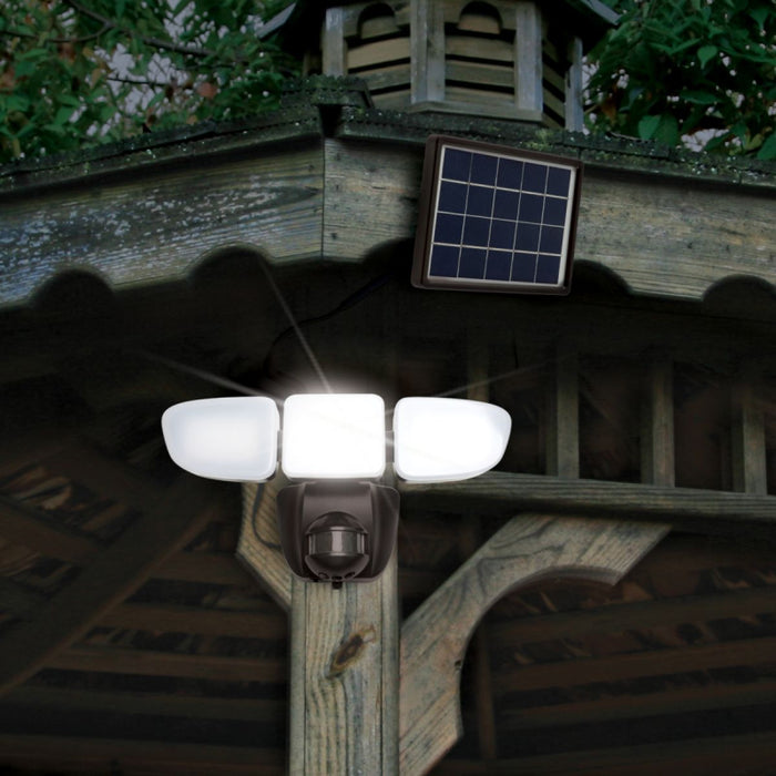 Halo SLFS2 LED Solar Floodlight, Triple Head, 2000 lm