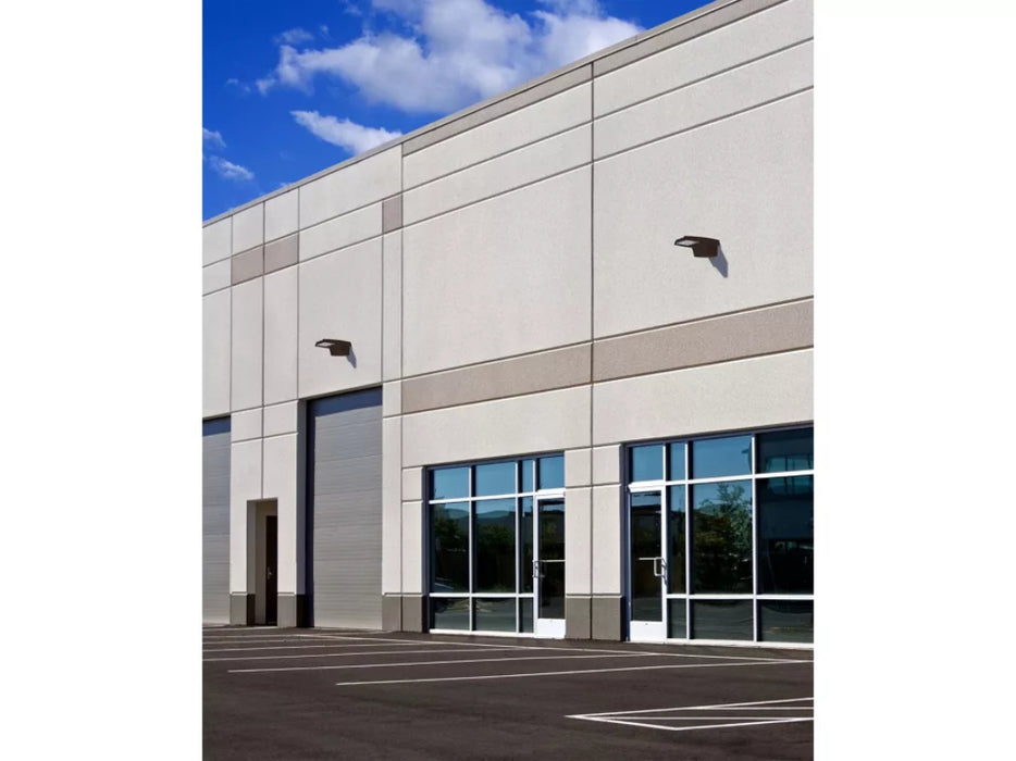 Lumark PRV-P 35W Prevail Petite LED Wall Mount, 4900lm, 120-277V, Surface Wall Mount