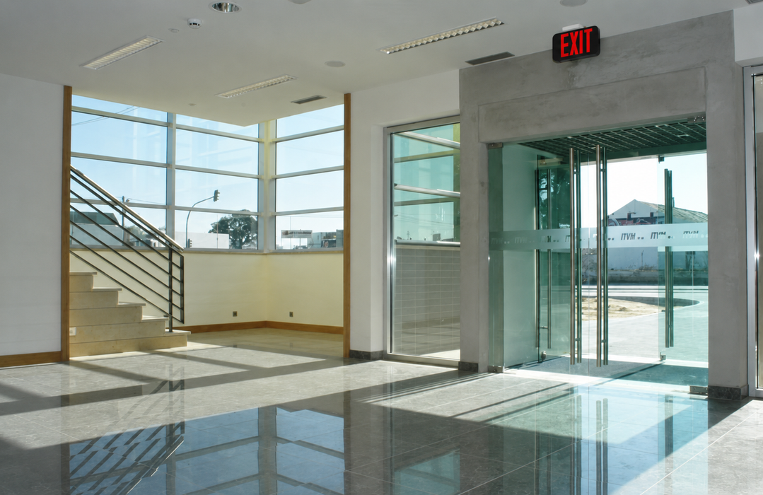 Lithonia Contractor Select EXRG Exit Sign with Ni-MH Battery Back Up - Red/Green Letters Switchable, Black