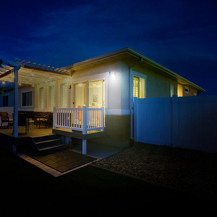 Halo MWP20FSUNVDBZ 15W LED Mini Wall Pack with Photocell, 3CCT & Lumens Selectable, 120-277V