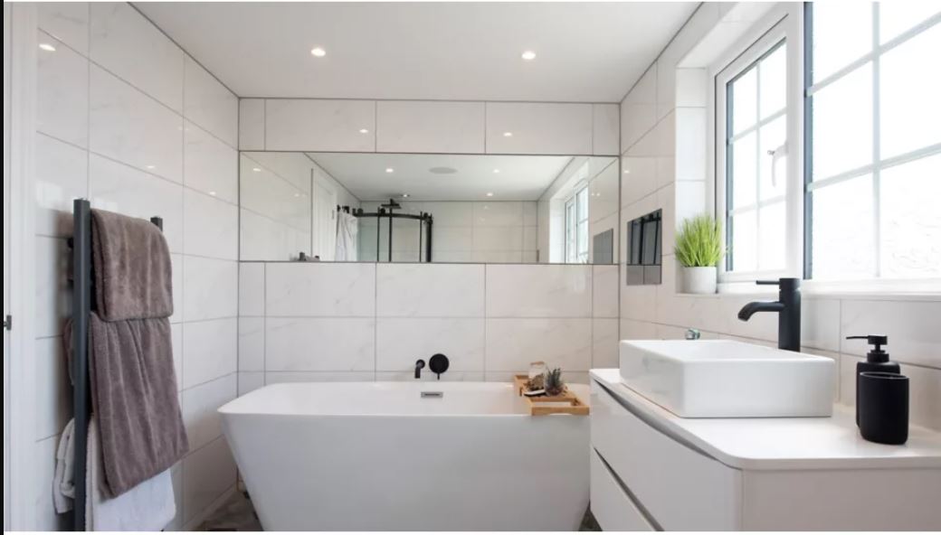 Halo LT56 5"/6" LED Retrofit Module with Baffle Trim, 5CCT Selectable, 750 Lumens, 90 CRI, 10% Phase Cut Dimming, Matte White