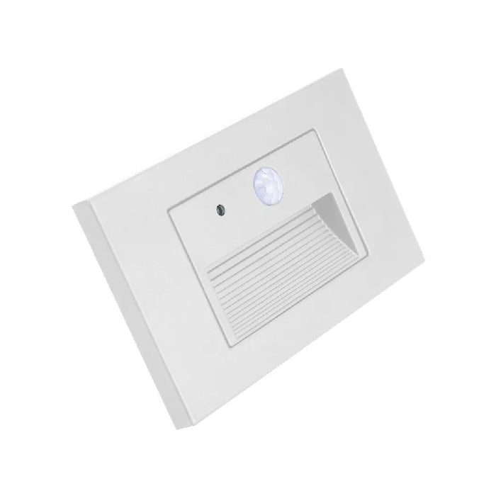 Westgate SLE-A 3W 120V LED Step Light with PIR Motion Sensor & Photocell, CCT Selectable