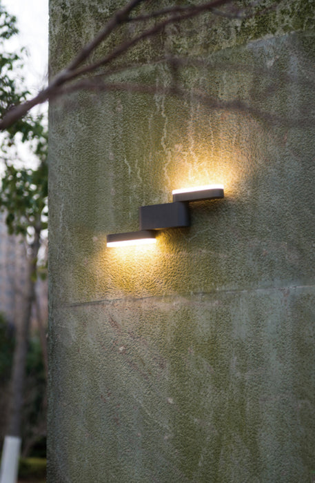 Sarin WL5382 10W 6" LED Outdoor Wall Sconce, 3000K