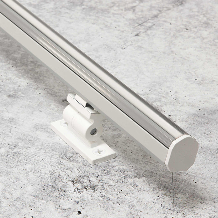 Linear Grazer X Fixture with precise beam control. Graze with low glare in a small form factor.