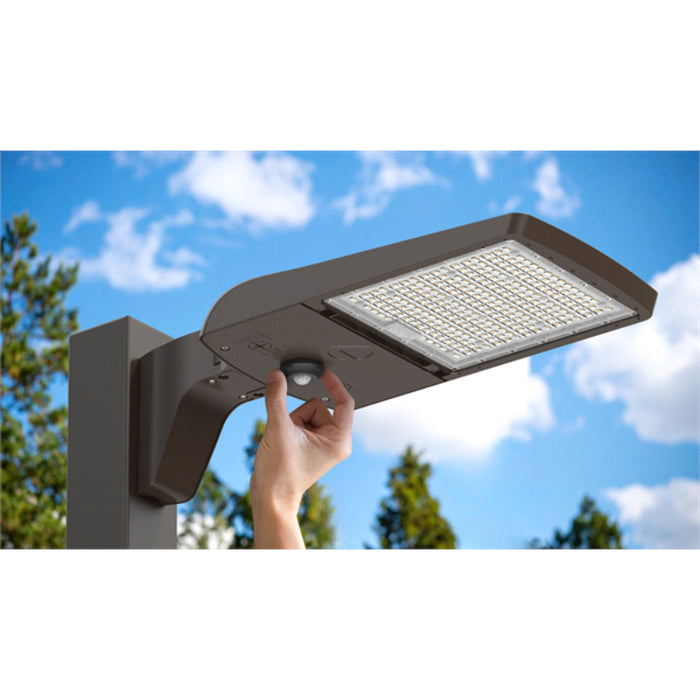 Sensor Switch Contractor Select TLS ODP Outdoor Motion Detection and Photocell Control Twist-to-Lock Sensor, 12-24V