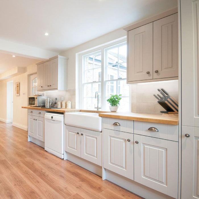 Juno UCES Economy 12" 6.5W Economy LED Switchable Undercabinet, 3CCT & Lumen Selectable Dimmable 120V