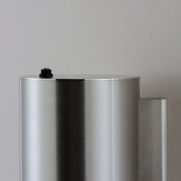 Maxim 26101 Outpost 1-lt 7" Tall Outdoor Wall Sconce, with Photocell