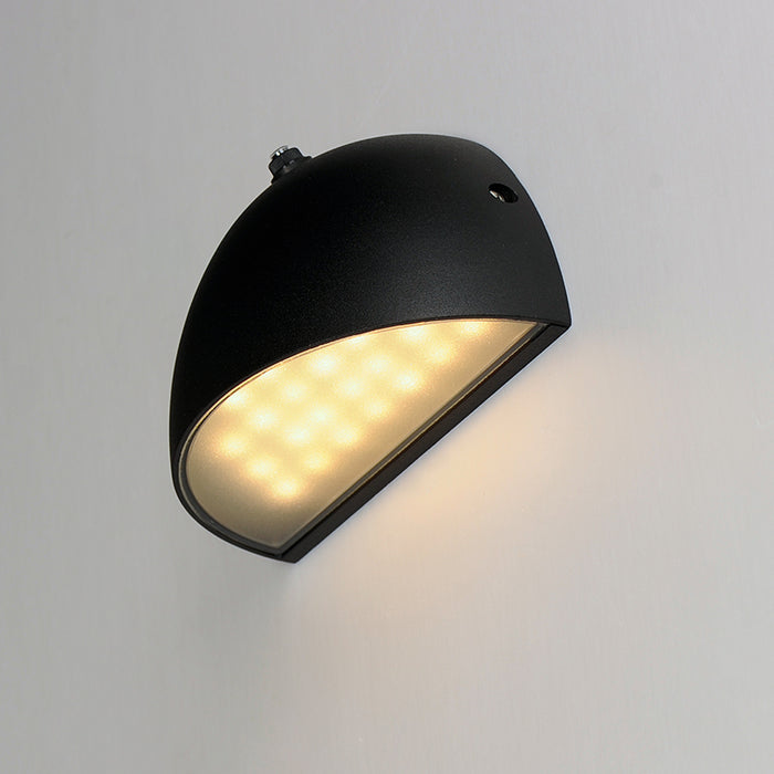 Maxim 52122 Pathfinder 1-lt 7" LED Outdoor Wall Sconce, with Photocell, 3000K, 820 Lumens, 120-277V