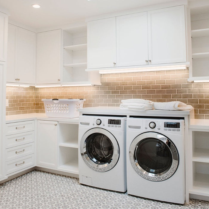 Juno UCES Economy 24" 10.6W LED Switchable Undercabinet, 3CCT & Lumen Selectable Dimmable 120V